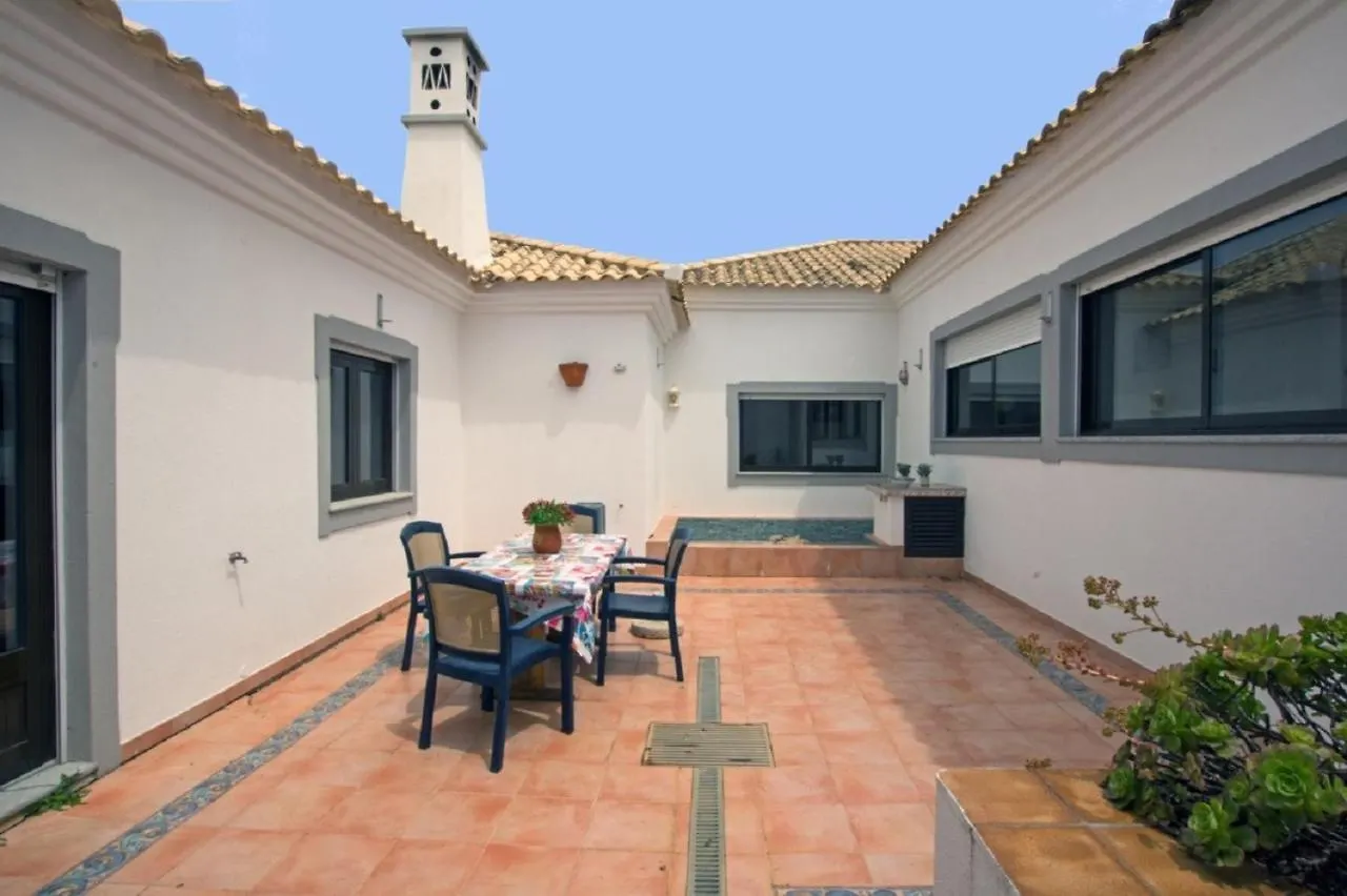Villa Metacasa By Portucasa Santa Catarina da Fonte do Bispo Portugal