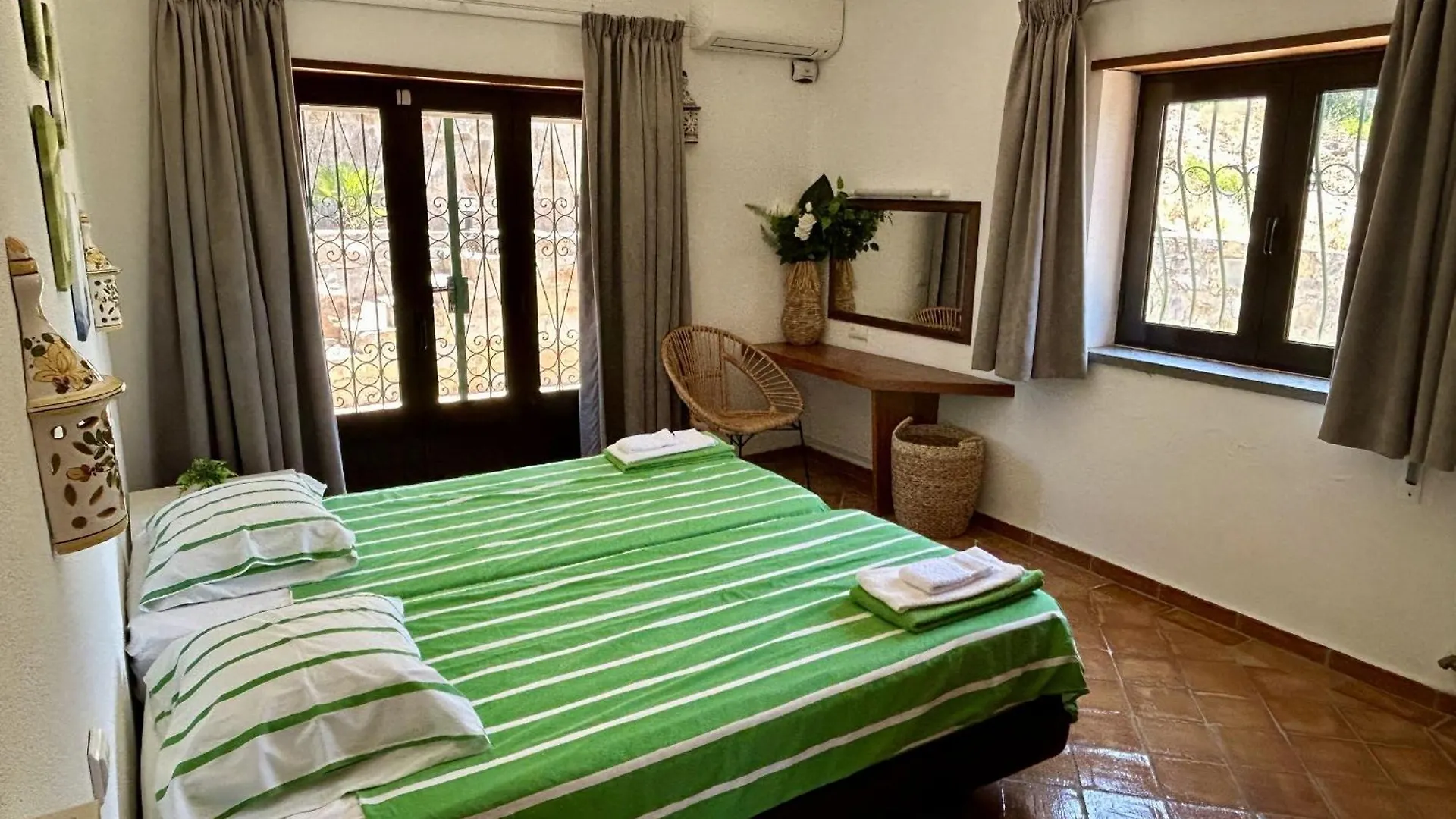 Villa Metacasa By Portucasa Santa Catarina da Fonte do Bispo
